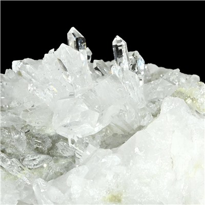 Друза из горного хрусталя 121*93*85мм, 873г (T)