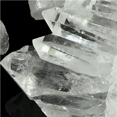 Кристаллы горного хрусталя 61*37*37мм, 90-99г