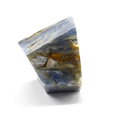Минерал кианит с гранями 51*39*36мм, 123г