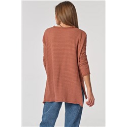 Джемпер трикотажный оверсайз в полоску на кирпичном