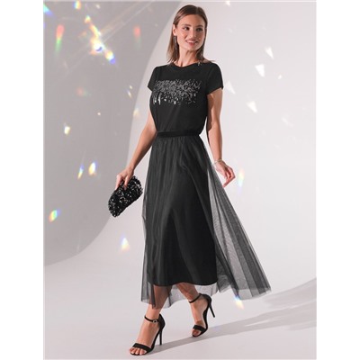 Нарядная футболка с серебристым принтом