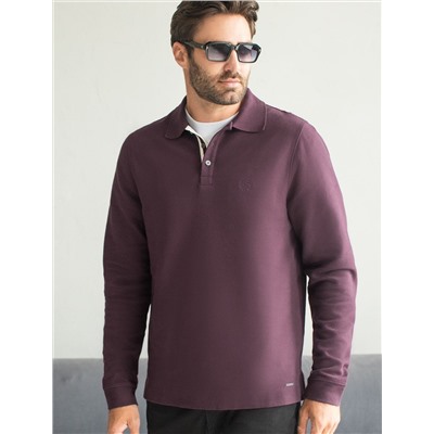 Лонгслив из мягкого фактурного трикотажа с плетеным воротником поло на пуговицах