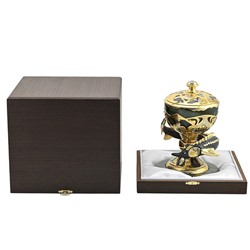 Икорница элитная с камнем нефрит "Большой осетр" Златоуст