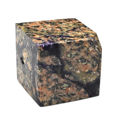 Кубик из флюорита 44*45мм, 231г.