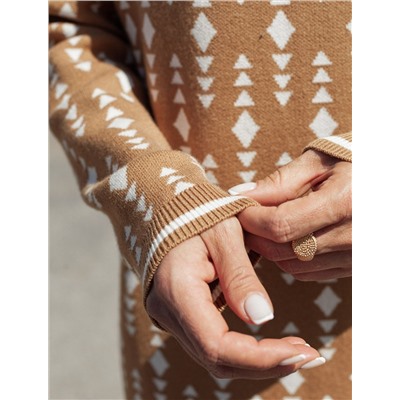 Платье жаккардовой вязки с кашемиром