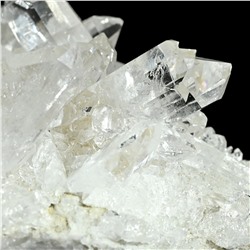 Друза из горного хрусталя 116*87*45мм, 340г (M)