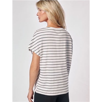 Футболка с цельнокроеным рукавом