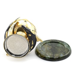 Икорница элитная с камнем нефрит "Большой осетр" Златоуст