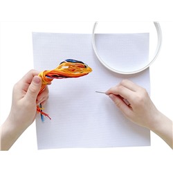 Набор для вышивания крестиком с пяльцами и иглой «Ежик»