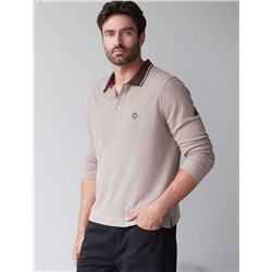 Лонгслив из фактурного трикотажа с плетеным воротником поло с застежкой на пуговицы