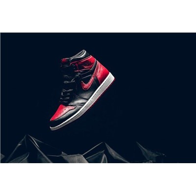 Air Jordan 1 High “Banned” 555088-001