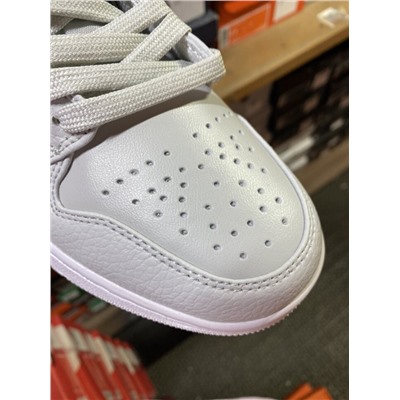 Nike Air Jordan 1
