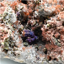 Кварц синатит с пиритом 220*195*85мм. 3334гр