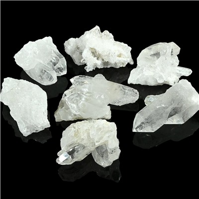 Кристаллы горного хрусталя 52*37*32мм, 50-59г