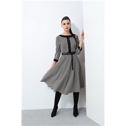 Ларс Стиль 652, Платье