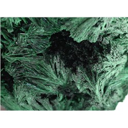 Малахита плисовый 73*62*37мм, 177г