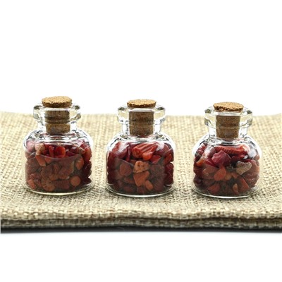 Флакон мини с кораллом 22*22*25мм