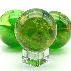 Шар из янтаря (имитация), цв.оливковый, диаметр 50мм