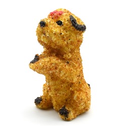 Фигурка покрытая янтарной крошкой собачка2 подарочная 37*50*65мм