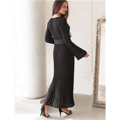 Платье из вискозы тонкой вязки с мягким люрексом