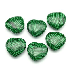 Сердце из малахита имитация 30*30*12мм, 16г