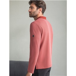 Лонгслив из мягкого фактурного трикотажа с плетеным воротником поло на молнии