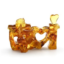 Фигурка с янтарем Ангел в надписи "I love you" 65*25*45мм цв.медовый, 20г