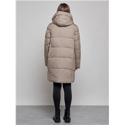 Пальто утепленное молодежное зимнее женское бежевого цвета 52363B