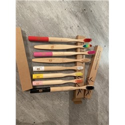 Детская Зубная щетка из бамбука, щетина с угольным напылением,bamboobrush, ​1 шт. (средняя жесткость), круглая ручка. цвета в ассортименте.