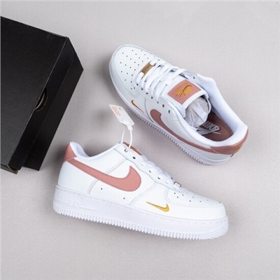 Nike Air Force 1 07