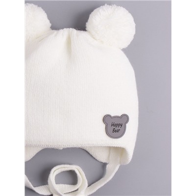 Шапка вязаная детская с двумя бубонами, на завязках, нашивка HAPPY BEAR, молочный