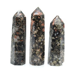 Кристалл из яшмы "Карандаш" 25*25*95мм, 100-109г