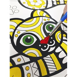 Раскраска для детей «Киса» с кисточкой и красками