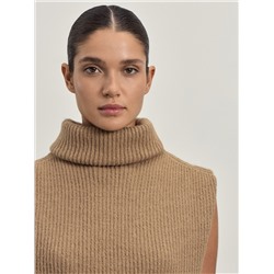 453665 ZARINA Жилет