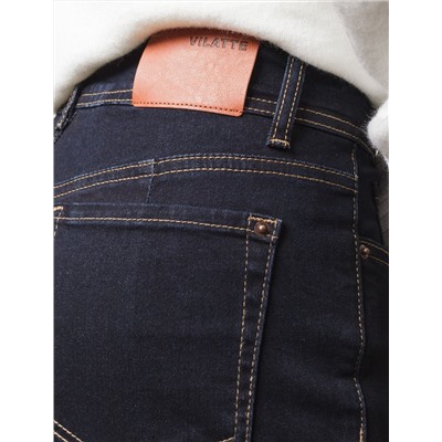 Прямые джинсы из эластичного денима