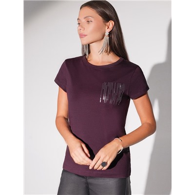 Нарядная футболка с блестящим принтом