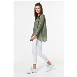 Блузка свободная на пуговицах в полоску на хаки