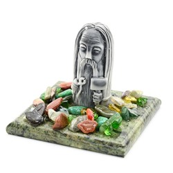 Сувенир из змеевика и мрамолита "Сварог" малый 60*60*47мм.