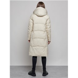 Пальто утепленное молодежное зимнее женское бежевого цвета 52332B