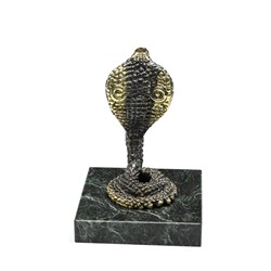Змея кобра из бронзы на подставке из змеевика 50*50*65мм