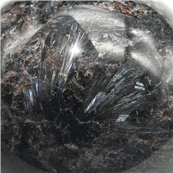 Шар из нуумита, диаметр 64мм