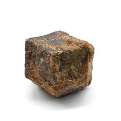 Камень гранат "Альмандин" 59*55*50мм, 342г