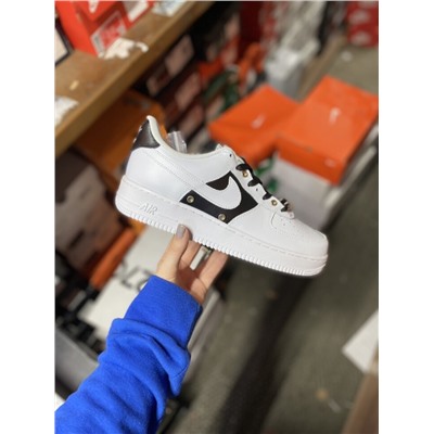 Nike Air Force 1 07 PRM