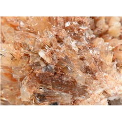 Кридит кристаллическое образование 78*73*55мм, 276г (О).