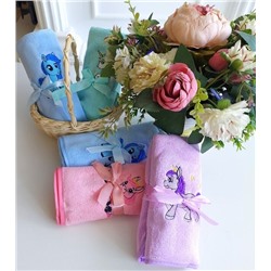 Полотенце из микрофибры "Цветные единороги" с атласной каймой 35*75 см.