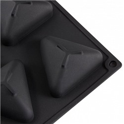 Форма силиконовая "Треугольники" 30*17 см, 8 ячеек