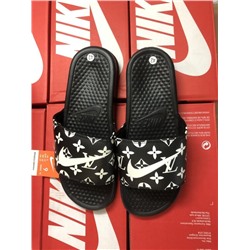 Тапки Nike