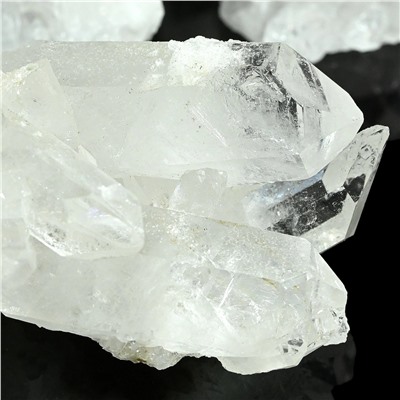 Кристаллы горного хрусталя 55*39*30мм, 60-69г