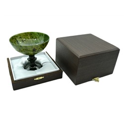 Креманка из нефрита 127*127*117мм