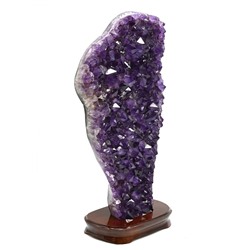 Друза аметистовая на подставке 210*118*445мм, 7090г (N)